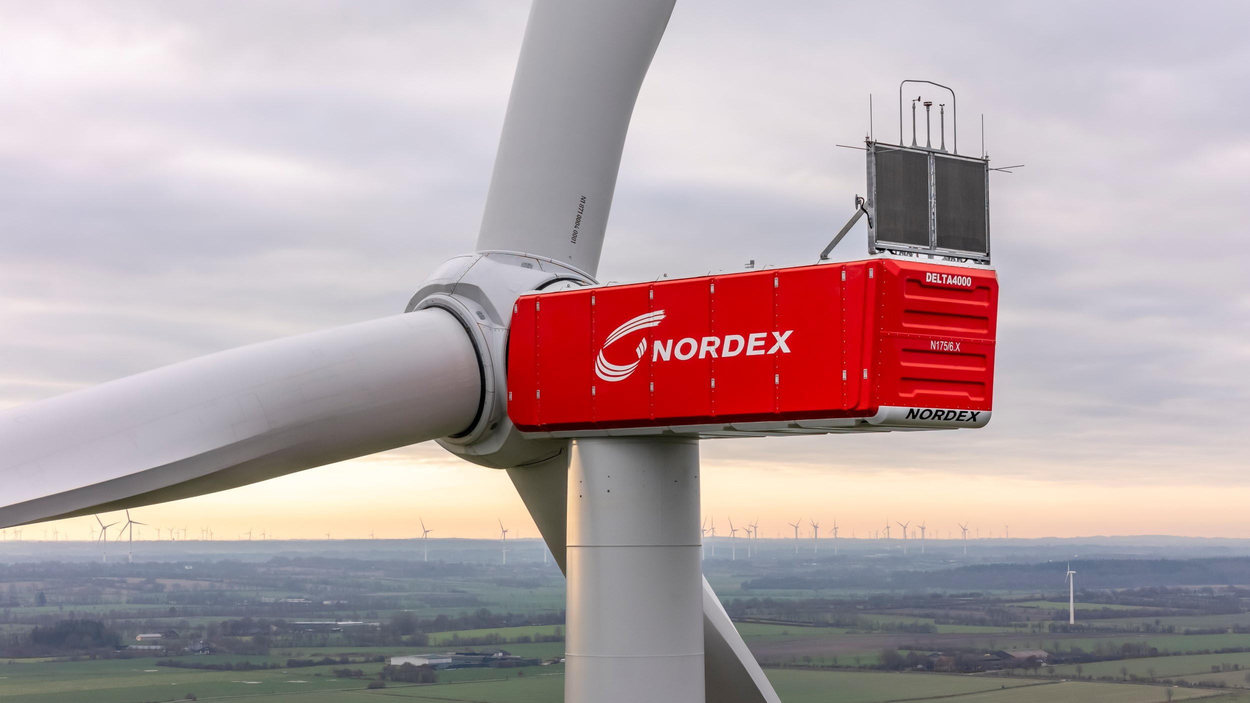 Nordex si assicura uno strumento di garanzia da 2,475 miliardi di euro, munizioni per la competizione per l'ordine di turbine eoliche