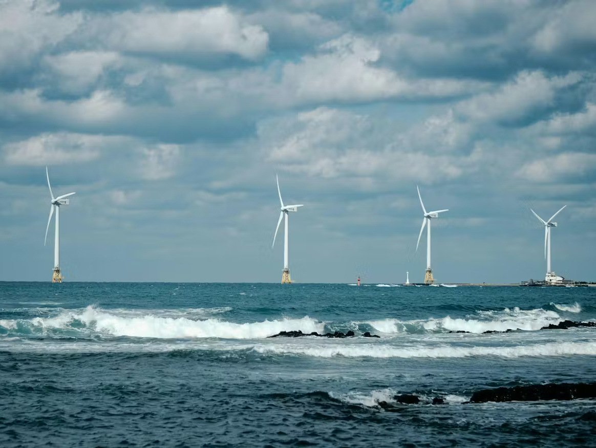 La Corea del Sud lancia una strategia per l&rsquo;energia eolica offshore, sviluppando turbine domestiche da 20 MW